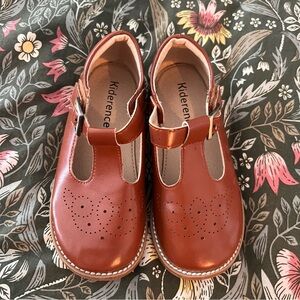 Brown leather Mary Jane’s